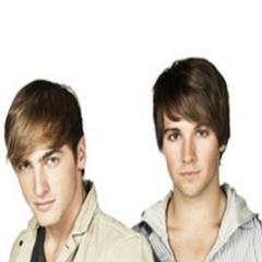I love BTR taylor swift Selena Gomez Demi and Miley!!! so follow me I'm follow back  :)