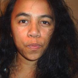 French Malagasy girl living in Sweden, Love chocolate, travelling, dancing, singing and photographing. Can´t live without music nor https://t.co/FSftn0YLWQ media freak