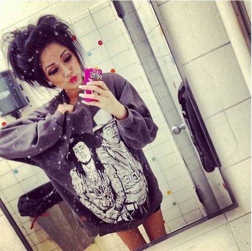 fatbarbie_'s profile picture. H: 5'5 SW:191 CW:180 UGW: 96