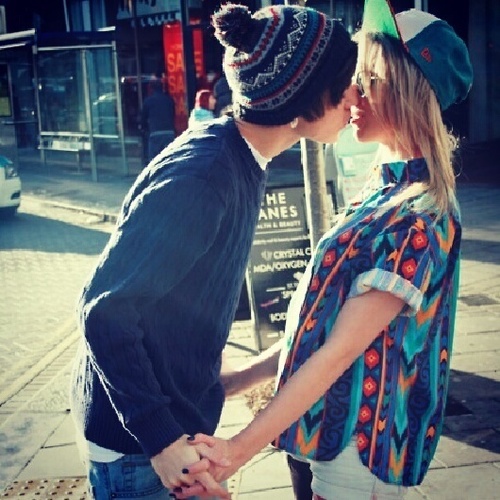 ★ We follow back ★ 2 meisjes die jouw leven in minder dan 140 tekens beschrijven