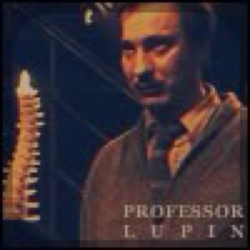 Remus Lupin. The marauder that time changed. //Mostly NOT canon.18+rp Any ship. Mostly student ship.\\