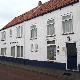 Hotel le Provencal is een klein en gemoedelijk familiehotel gelegen in Sluis (Zeeuws Vlaanderen)