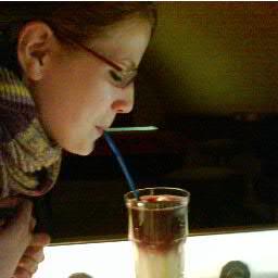 SHBartk's profile picture. Dítě, zvířena, tanec, knihy, média a marketing