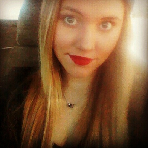 taylorbakaaa's profile picture. I'm a little bit free spirited instagram: taylorbakaa