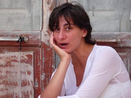 ...fatta di carne e pensieri. Nasco il 25 giugno... Mi emoziono e volo lontano.