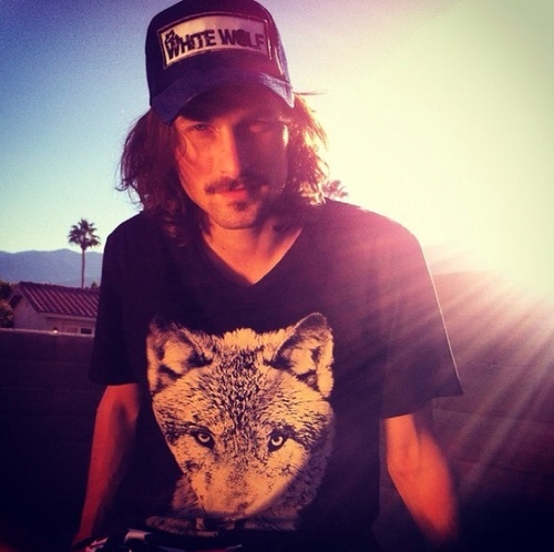 dare to be different.. The White Wolf.. bringing you affordable, new and unique styled mens clothing.. worn by many across the globe.. Online store