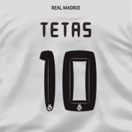 Madridista a muerte. No puedo con la prensa. No me gusta Del Bosque. Los viernes puedo ir borracho.