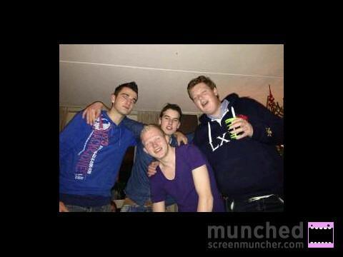 Mr_TeunS's profile picture. - 18.
- BBH .