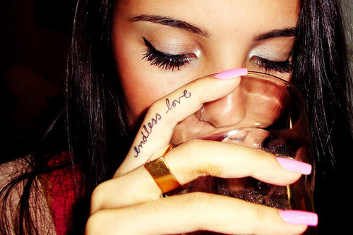 pure bred bitch. fuck haters, fuck fakes. i say what i want and if you dont like it, leave.
