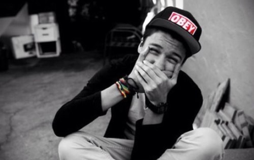 De leukste, gekste,grappigste en herkenbaarste tweets|| op naar de 500 :) || ⭐⭐⭐⭐⭐ sterren account ||