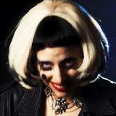 para os outros a loka,pra familia a famosa, para os invejosos a diabolica para mim a rainha do pop! LADY GAGA TE AMO!