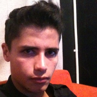 robinbuiles's profile picture. 