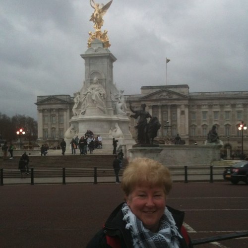 SueFlush's profile picture. 