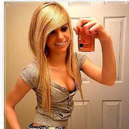 ShnaylieC's profile picture. 