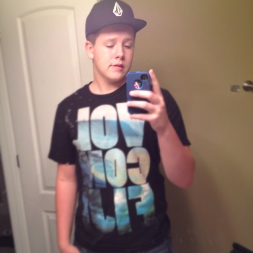 yo its tripp!! like banana gang on facebook!! frend me on FB follow me on here!!:) #bananagang follow me!!!! FOOOOOLLLLLLOOOOWW BACKKKKK