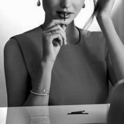 The_Sassy_betch's profile picture. follow me & you wont regret it