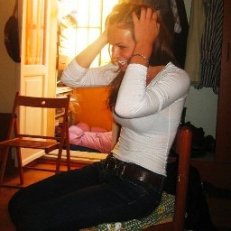 I like to laugh at my own jokes..alot.