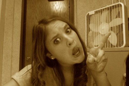 hellr my name is Breeanna, and I have problems hahahaha.. follow me please??