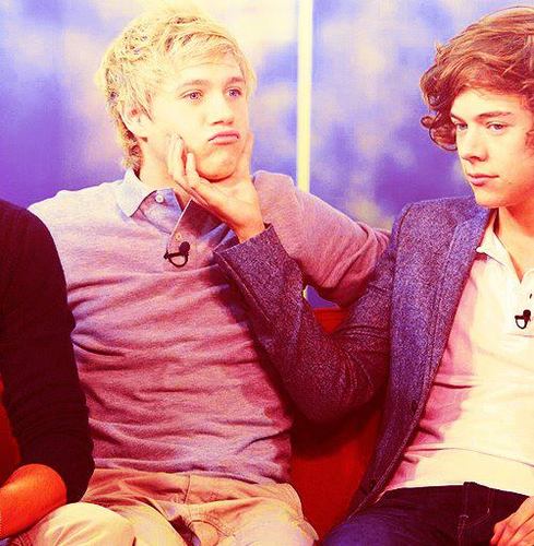 DarkShadesGrey's profile picture. La vida es un juez implacable. Actúa en vez de suplicar. Sacrificate sin esperanza de gloria ni recompensa. 1D MY love.☺ #Follow #Back