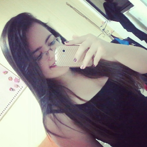 Sem rumo,sem planos,sem direção,apenas aqui na espera de que as coisas mudem