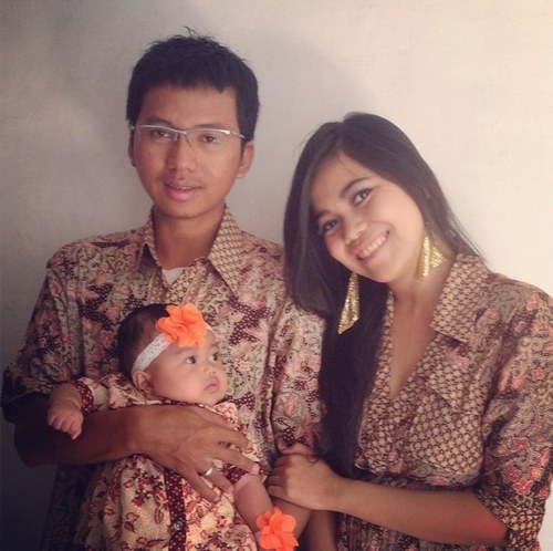 Mrs @RadityaApriawan & Kanaya's mom
