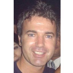 Banking manager and occasional presenter. Back in Asia. Fond of sand dunes and salty air, trees and scoring goals. 🇸🇬 🇬🇧