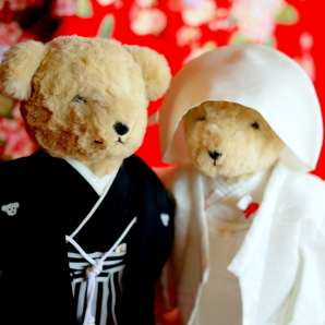 ウェディングあすくは奈良を中心に結婚を控えたお二人に結婚式場の無料案内から当日の運営プロデュースまでをトータルで応援する総合ウェディングプロデュース会社です。神社やお寺・天理教などの結婚式は是非お任せください。