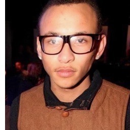 Student in Bristol.
Aspiring DJ/Producer