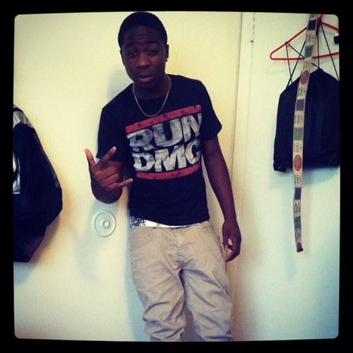 Im just a young black kid trying to be better then my dad !!