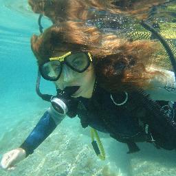 Investigadora en Biología Marina y gerente de Posidonia Ecosports: buceo, rutas submarinas guiadas para conocer lo que ves.
