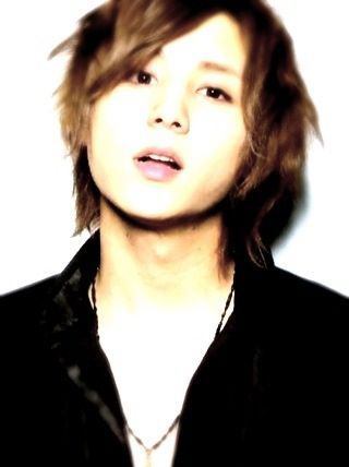 Hey!Say!JUMP大好きです(*^^*)JUMPファンの方は是非フォローしてください♪その他の方も絡んでくださーい♪フォローしてもらえたら絶対にフォローします＊!!