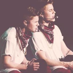 Hey bay BİEBER ;
 . I'm turkısh BELİEBER ! RIP FOR AVALANNA !  My angel avalanna ! 3
FOLLOW ME ; 

https://t.co/YAnY7fM6
JUSTİN!