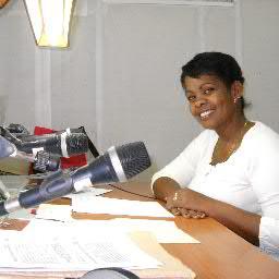 Cubana 100%. Periodista-locutora. @ClubeFollowBack #TeamFollowBack #ChavezViveLaLuchaSigue #ChávezNoTeFallaremos