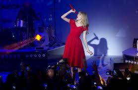 There is one girl who is our inspiration she's truly change our life were really lucky to have her in this world she is Taylor Swift 13