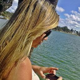 Aquariana, curiosa e sincera!