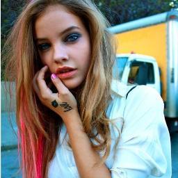 Ellie_______xo's profile picture. Hello Durr.!!(: I'm Ellie♥. I Love Food & Musicc & Lauren Decamp Cyrus Is My Besttiee.!!(: ♥ LOVE YA BOOBOO.♥ | In A Relationship With A Sweetie Named Zackk.(':