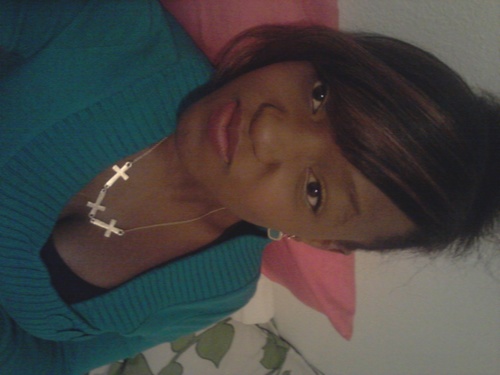 A smart female wld rather be single than to be lied to, cheated on, and disrespeced♥