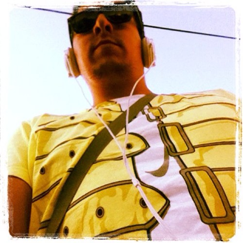 Designer, web developer, teacher by Day, Rocker, BBaller, Gamer & Lover by night