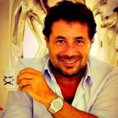 Twitter dedicado a @RickySarkany por ser el mejor ♥