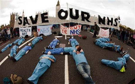 For student nurses around the UK who love the NHS and want to get links to interesting articles and have a chat about placements/ uni/ general nursing life!