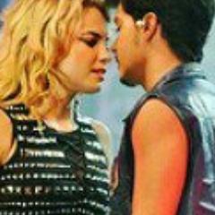 Divos da Duda nacendo 03/02/2012 
dedicado a divos @sophiaabrahao @ChayLeao ,@Aguiarthur @Lua_Blanco @MicaelBorges_ @melfronckowiak