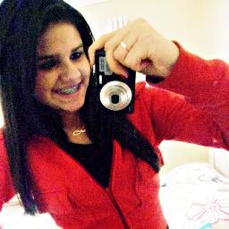 Obrigada por estar sempre comigo ,voce é minha amiga,as vezes irma,as vezes quero te matar,voce é importante pra caramba, te amo sua idiota @Compllicated_ aqui