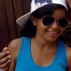 Siga novo twitter por favor , @BarbaraV15