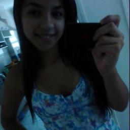 ∿ ֆֆ '⋆ Hahaa , neeguiinhÁ da @YahSantos_ 33 '*