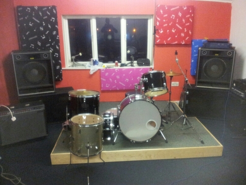 rockit_1's profile picture. Excellent practice room facility for all musicians and budding rock it stars in the making. All ages and styles welcomed.excellent equipment, bags of room