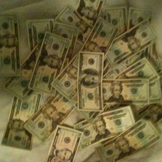 I'm grind for success...I'm grinding cause it pays...GTF GRIND 2 B FLY....OR STAY A BUM
This is ClassiKilla Shit