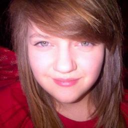 me9anp0110ck's profile picture. “If you ever think about giving up, remember why you held on for so long.” 
― Hayley Williams