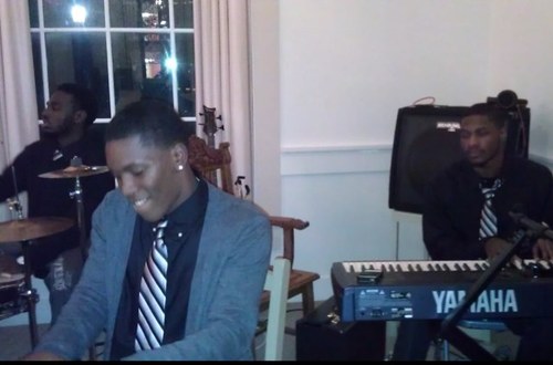 realkrew1's profile picture. Instrumental original/cover band:R&B,Gospel,Soul,Hip-Hop Realkrew.music@gmail.com Thomas Sanders-Drums/ Andre Lee-Programming/Keboards Floyd Miles-Keyboards