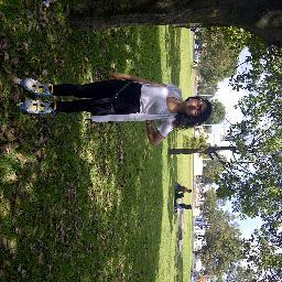 Monileal_'s profile picture. ¿Que decir de ella? ¿Que decir de la ceñuda conciencia, aquel espectro en mi camino? - Chamberlayne.