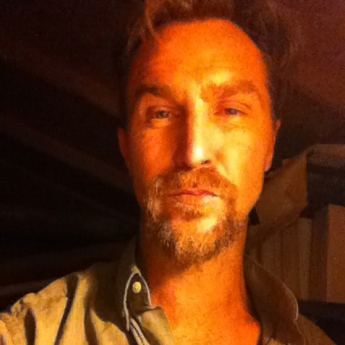 Inventor of PholkRapAkaPela (PHRAP)youtube-dirtycleen channel. Dad,underdog,Ex-Paratrooper, Ex hockey player